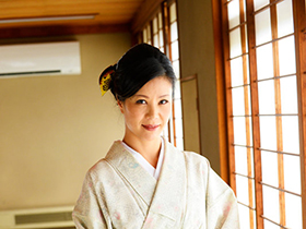 艶姿日本のお女将さん　８時間　サンプル画像03